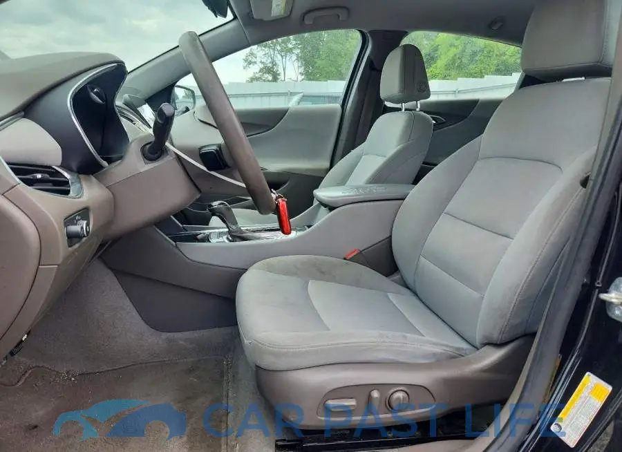 1G1ZD5ST9KF132392# 7