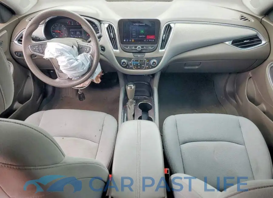 1G1ZD5ST9KF149502# 8