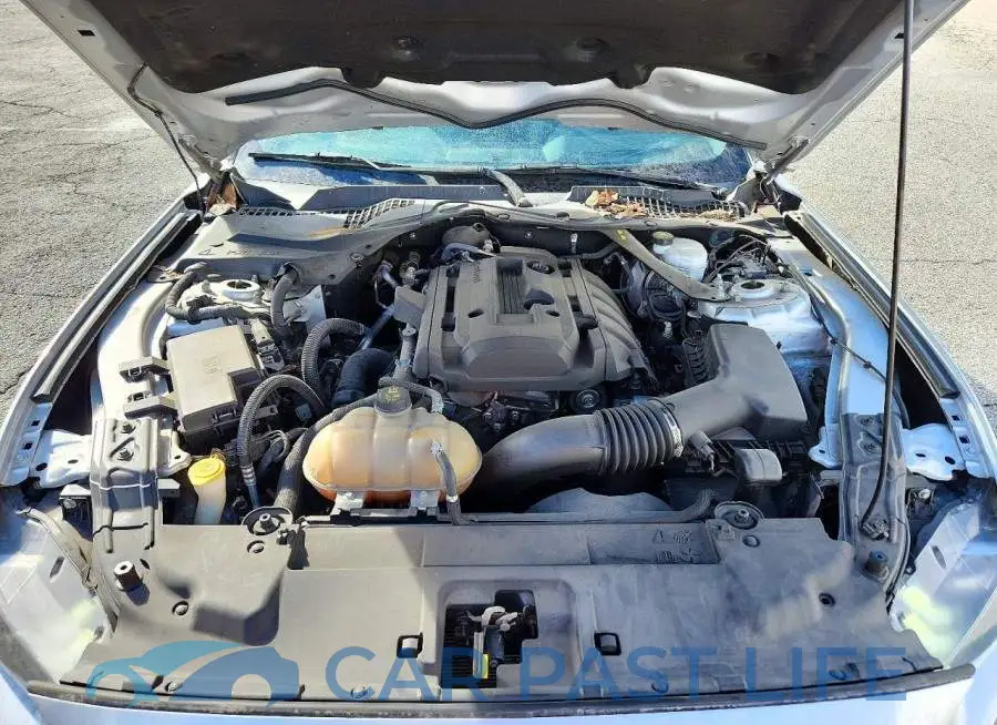 1FATP8UH8K5104285# 11