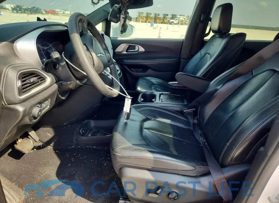 2C4RC1L77NR180071# 7