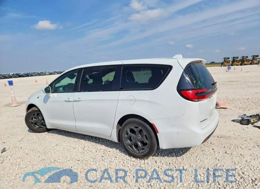 2C4RC1L77NR180071# 2