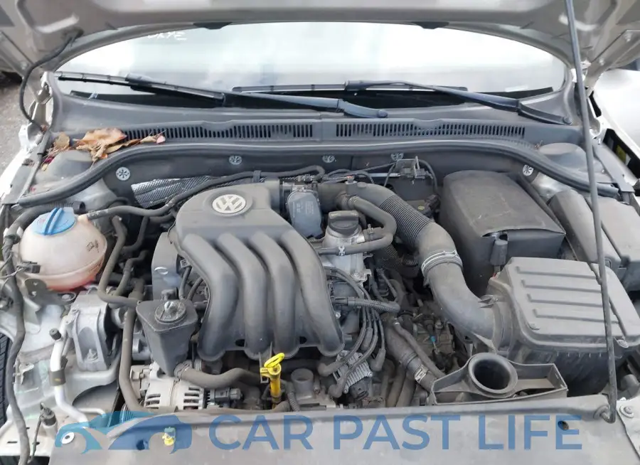 3VW2K7AJ8EM257363# 10