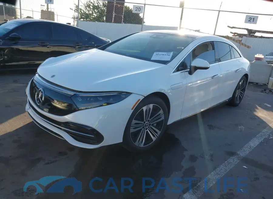 W1KCG2DB6PA032736# 2