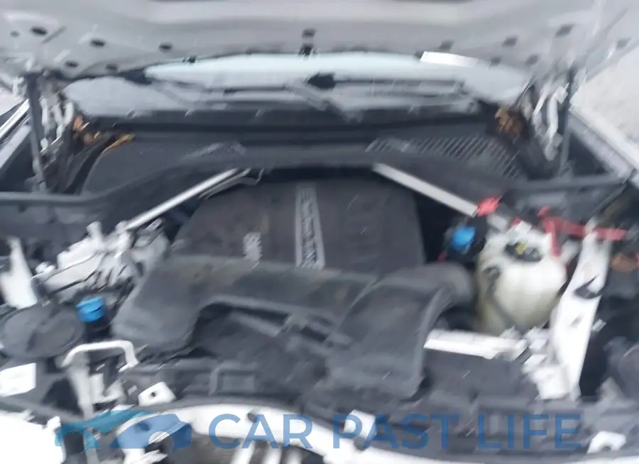 5UXKS4C53J0Y20283# 10