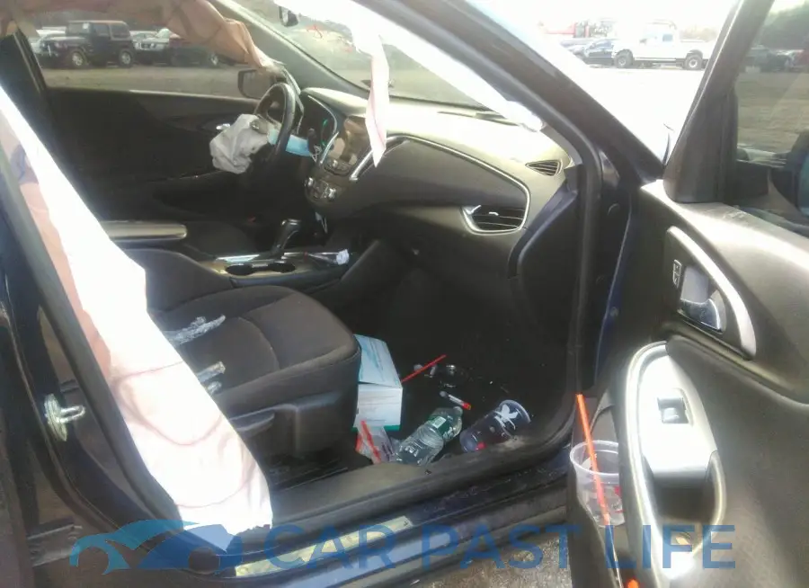 1G1ZD5ST6JF133756# 5