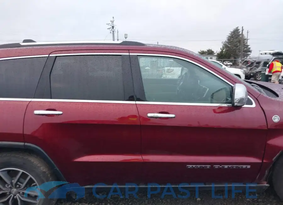 1C4RJFBT9JC354629# 13