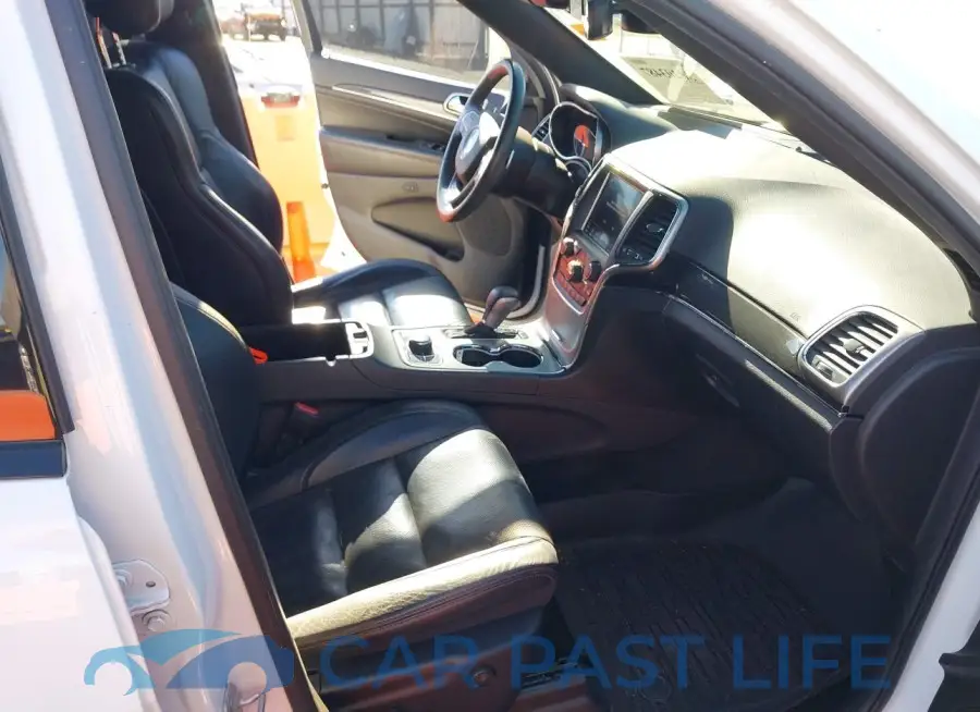 1C4RJFLG7JC437638# 5