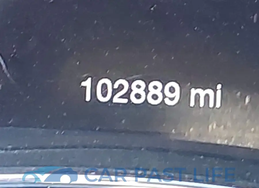 1C4RJFLG7JC437638# 16
