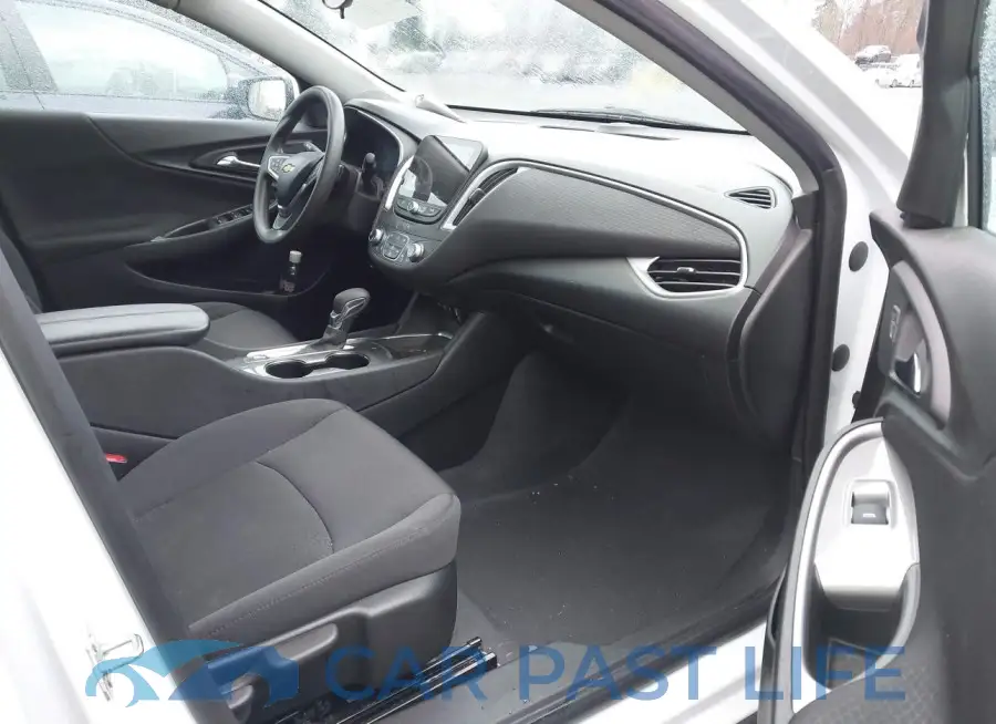 1G1ZD5ST6PF220730# 5