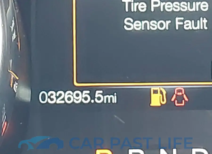 1FA6P8CF8N5105759# 15