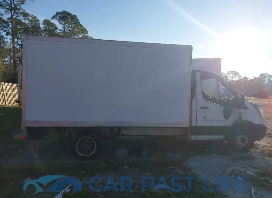 1FDBF8ZM4KKA38569# 12