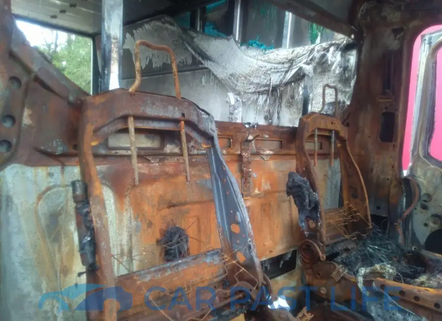 1FDBF8ZM4KKA38569# 8
