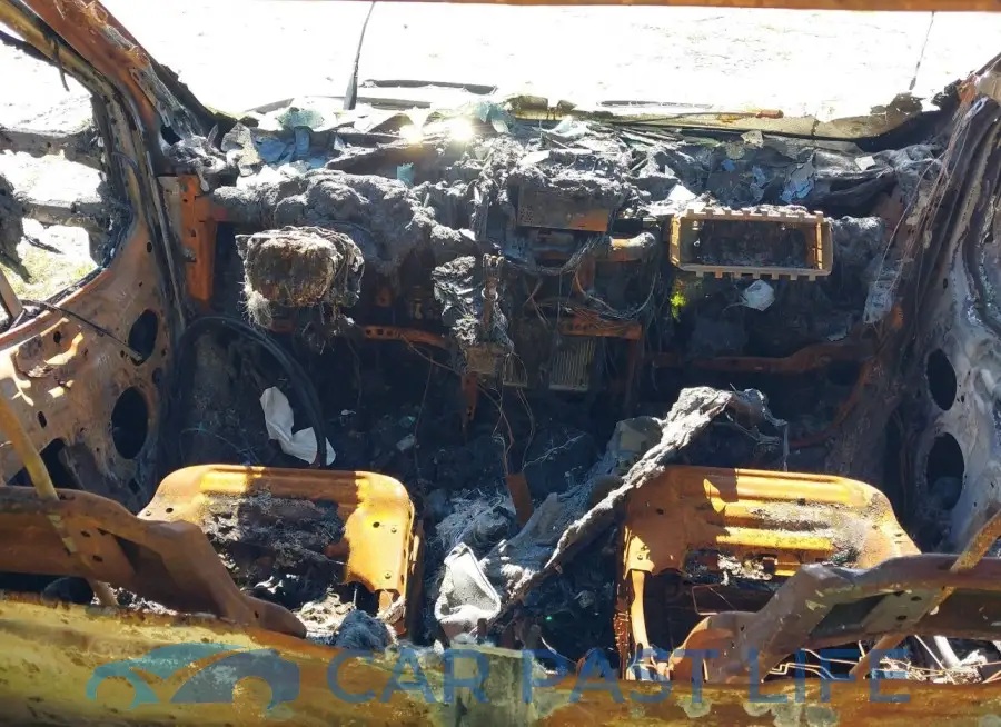 1FDBF8ZM4KKA38569# 6