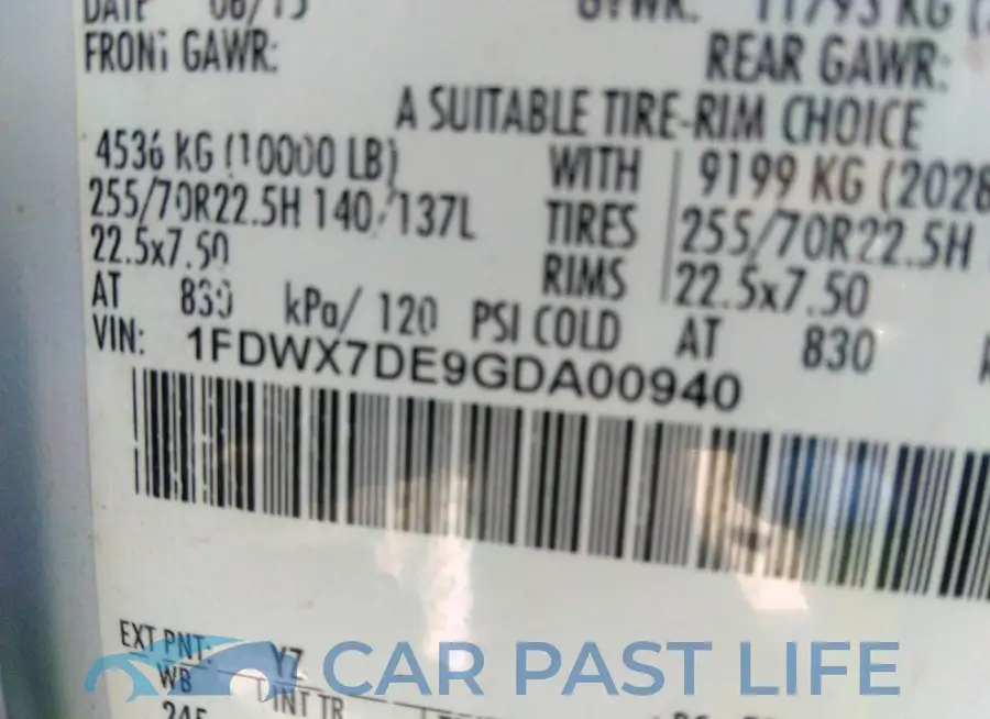 1FDWX7DE9GDA00940# 9