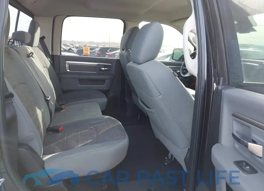 1C6RR6LT8FS621240# 8