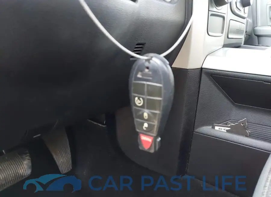 1C6RR6LT8FS621240# 11