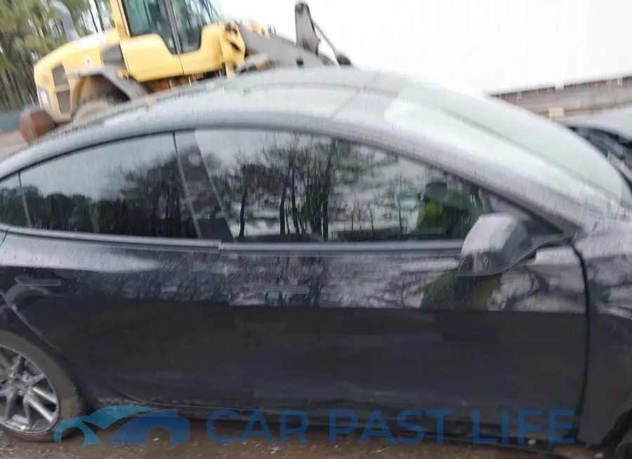 5YJ3E1EB9NF195507# 14