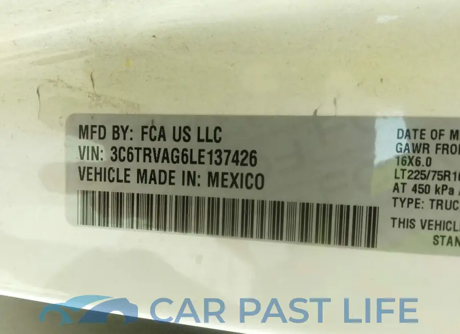3C6TRVAG6LE137426# 9