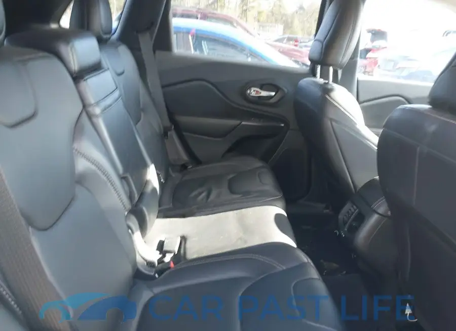 1C4PJMDB6GW240207# 8