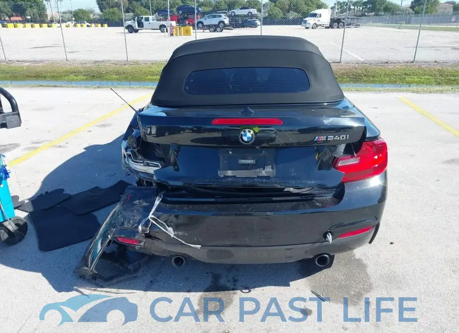 WBA2L1C39HV666605# 16