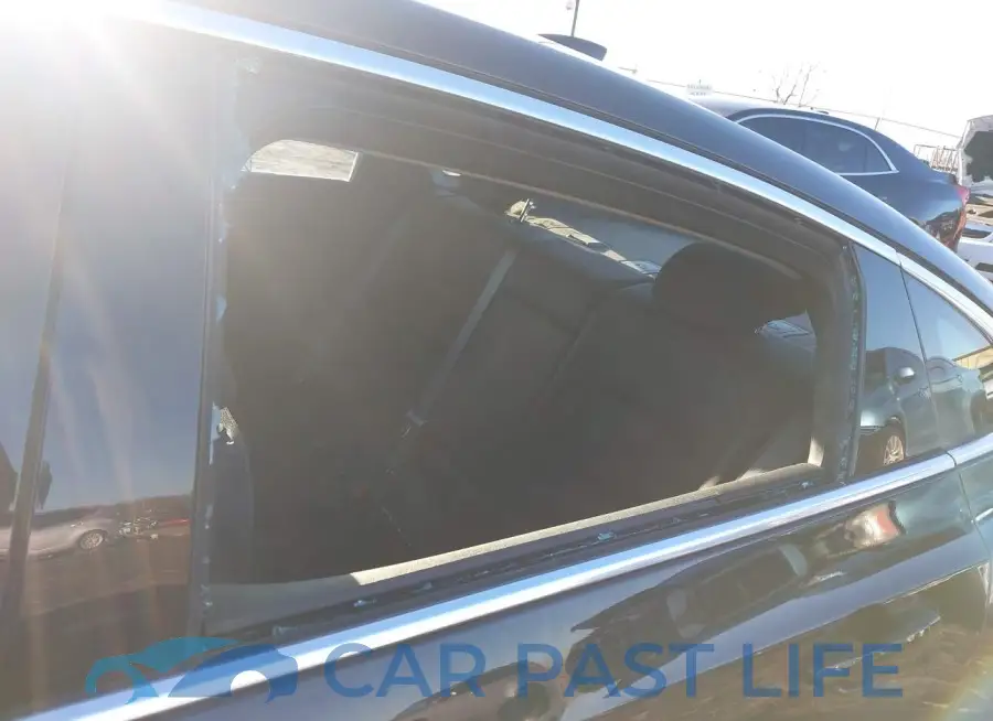 1G1ZD5ST7NF148563# 17