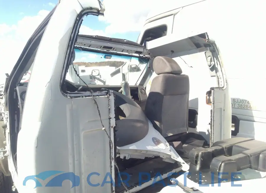 1FDAF5GT0GEB98166# 13