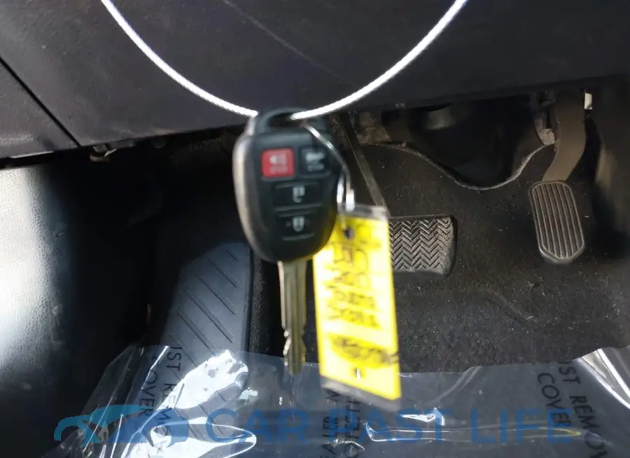 5YFBURHE8HP675923# 11