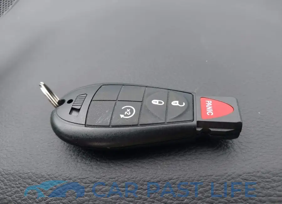 1C4PJLCB6FW507842# 11