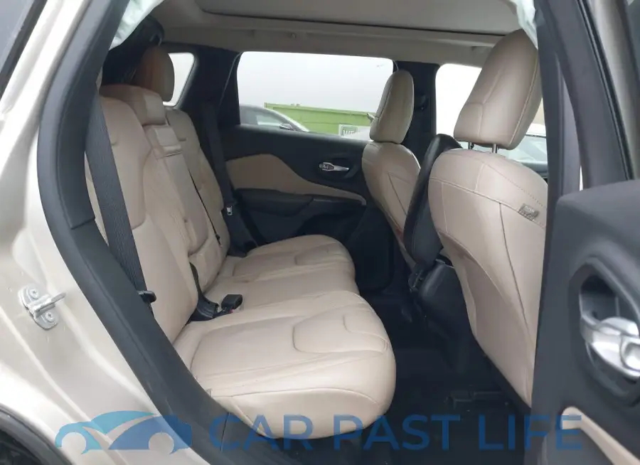 1C4PJMDS7FW704149# 8