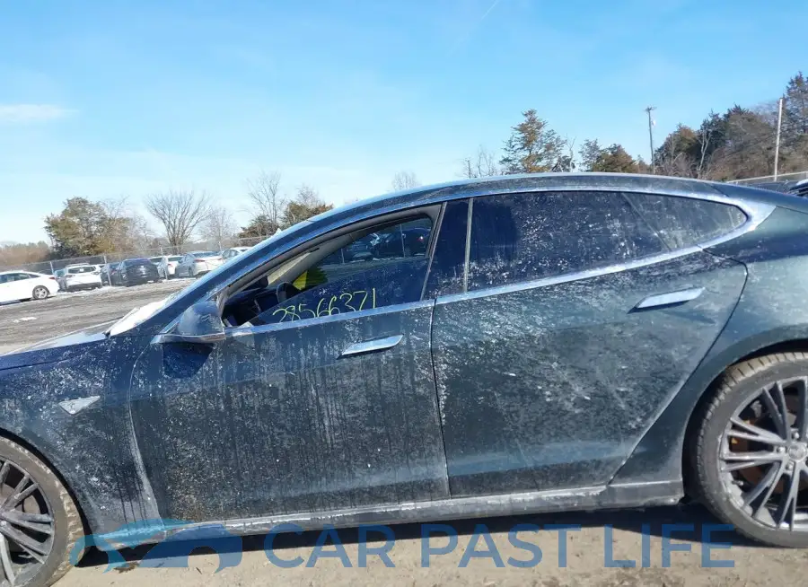 5YJSA1S13EFP46744# 14