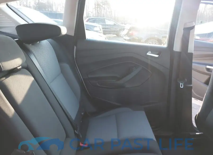 1FADP5EU8HL105178# 8