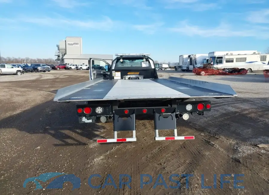 1FDFF6KT7MDA14376# 8