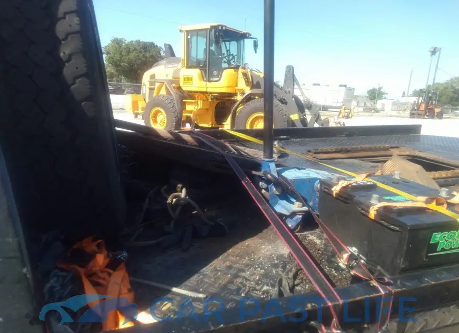 3C7WRNBL0EG127728# 7
