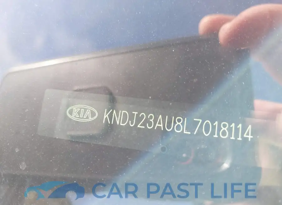 KNDJ23AU8L7018114# 9