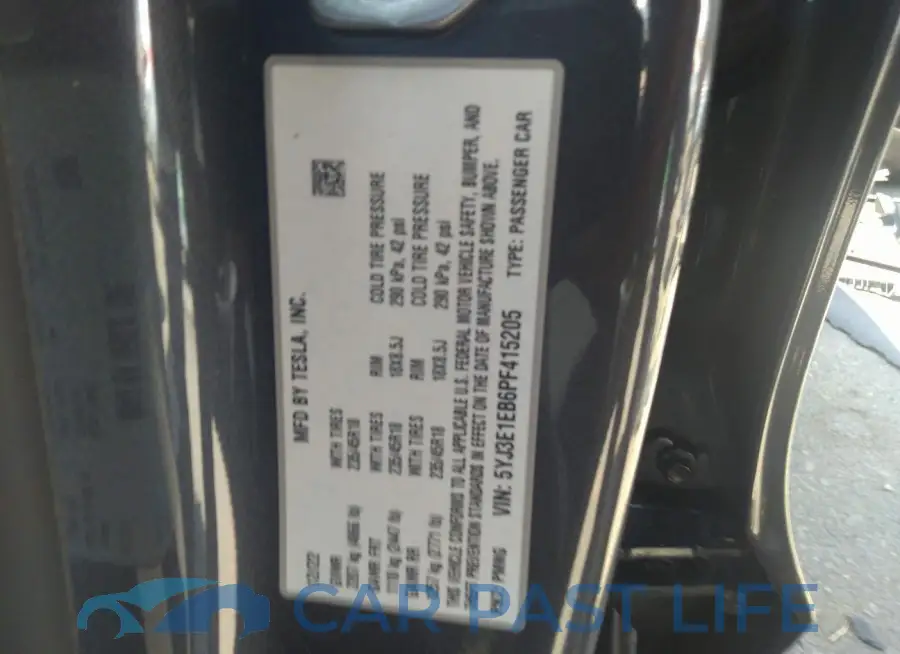 5YJ3E1EB6PF415205# 9