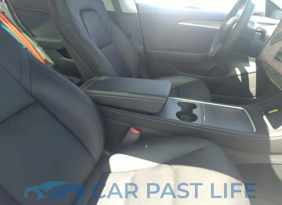 5YJ3E1EB6PF415205# 5