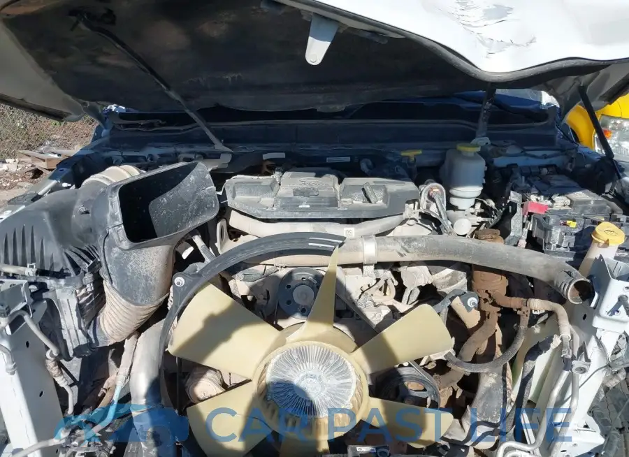 3C7WRNFL9KG702768# 10