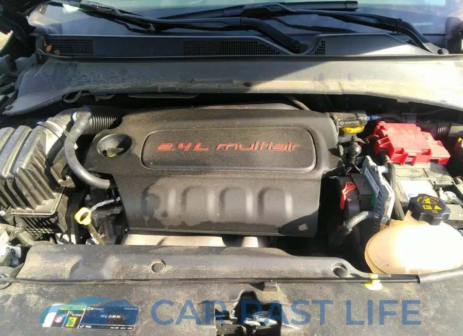 3C4NJDAB4LT151781# 10