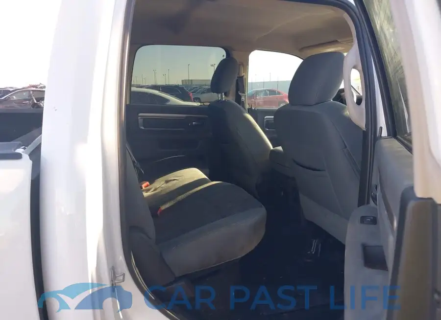 1C6RR6LT6GS169404# 8