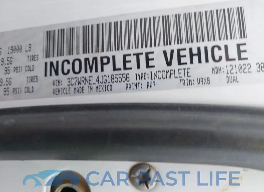 3C7WRNEL4JG185556# 9