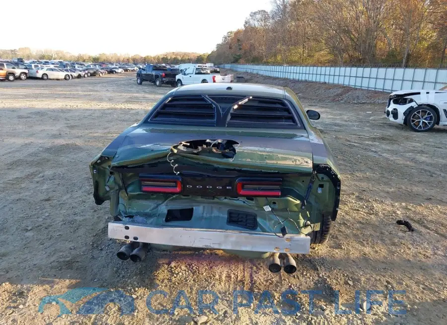 2C3CDZAGXKH729384# 17