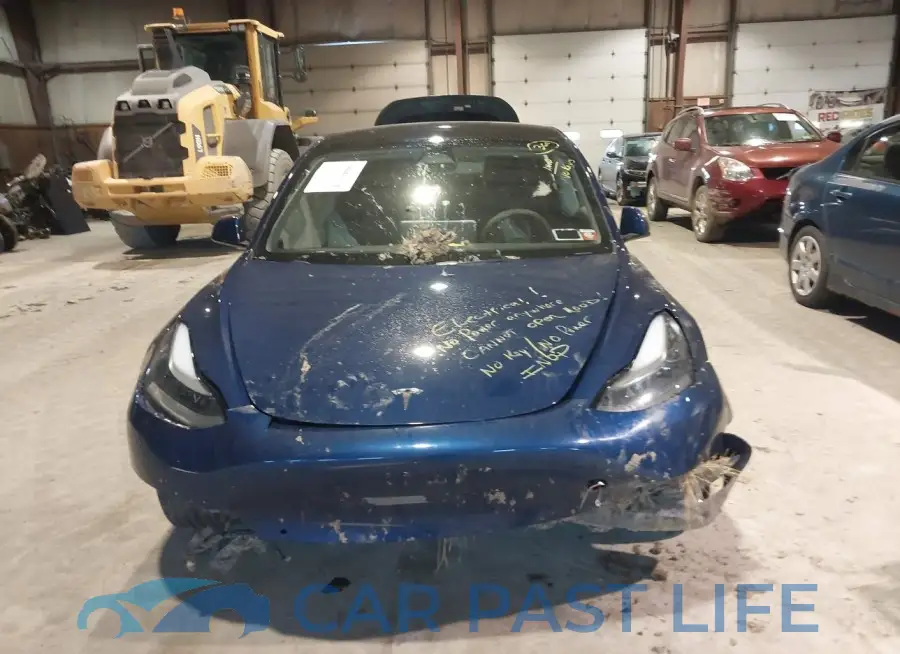 5YJ3E1EB5NF124885# 11