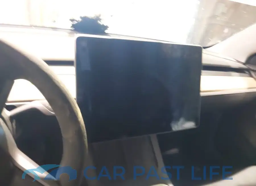 5YJ3E1EB5NF124885# 17