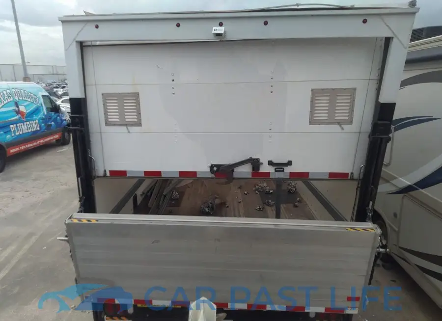 1FDXE4FN0MDC08187# 8