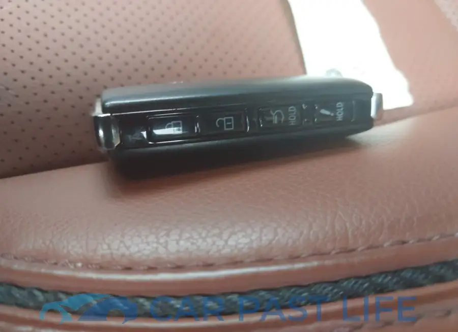 7MMVABXY9PN120631# 11
