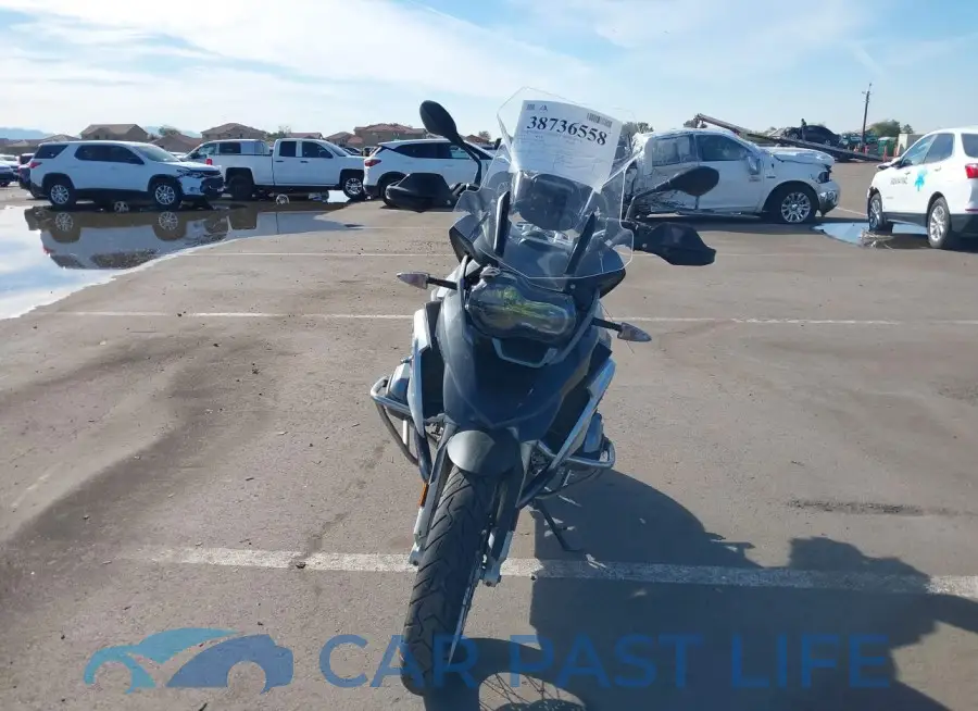 WB10A1104EZ186014# 5
