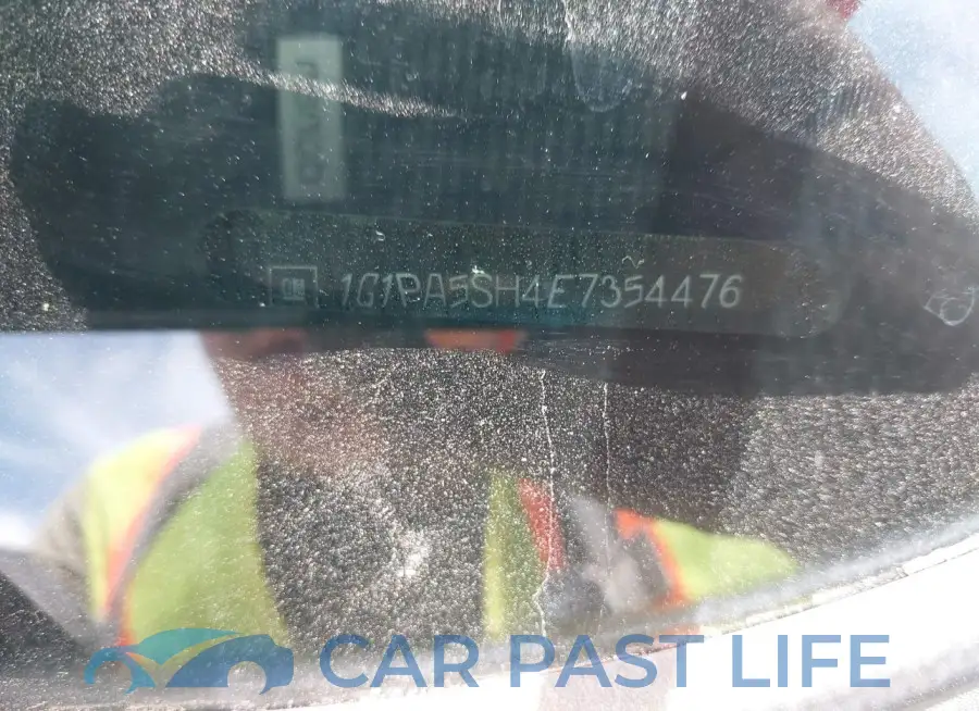 1G1PA5SH4E7354476# 9