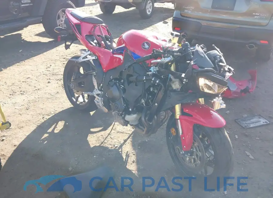 JH2PC40J9MK700395# 2