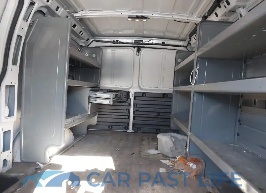 1GCWGAFG7K1371752# 8