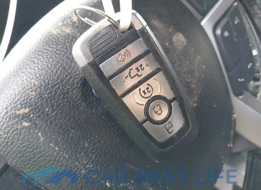 1FT8W4DT8MEC87772# 11